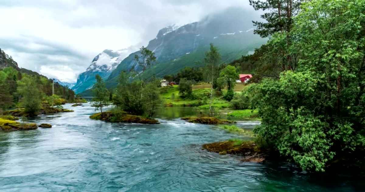 Destinasi Wisata Alam Terbaik di Indonesia